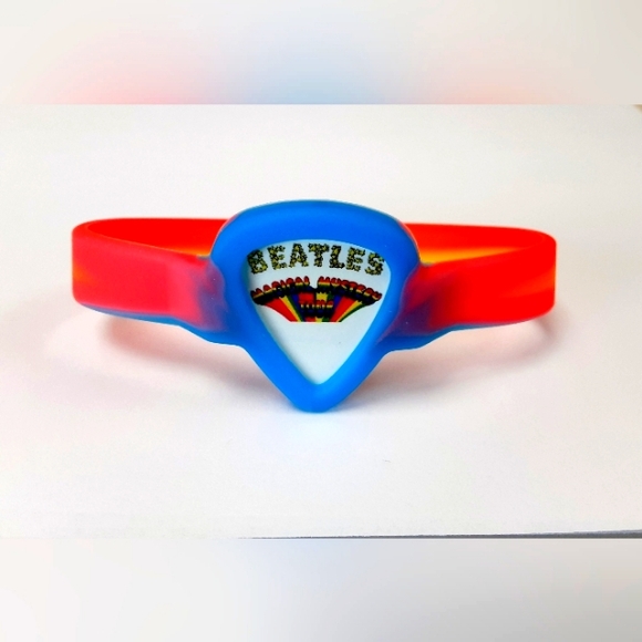 The Beatles MAGICAL MYSTERY TOUR Guitar Pick Holder Bracelet - Picture 1 of 3